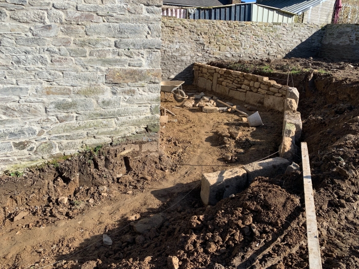 Réalisation d'un mur en pierre